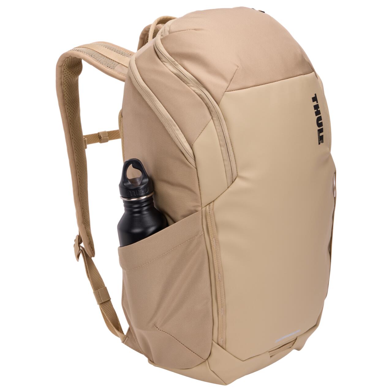 Rucsac urban Thule Chasm 26L, Gentle Beige, rezistent la intemperii, compartiment laptop 16 inch