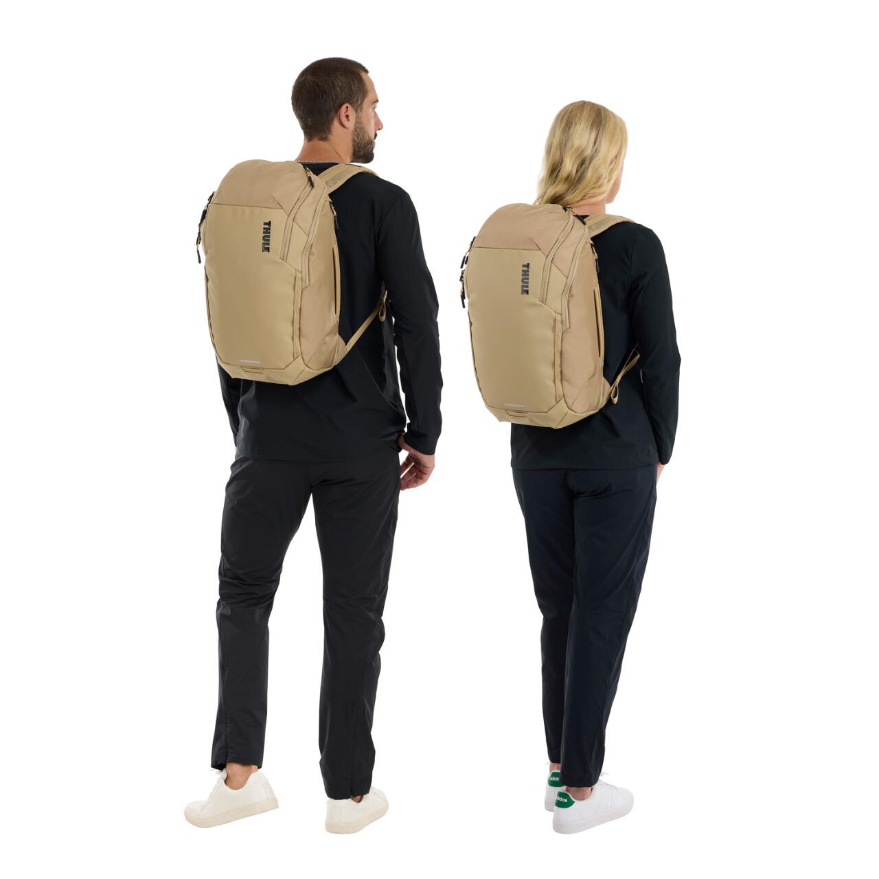Rucsac urban Thule Chasm 26L, Gentle Beige, rezistent la intemperii, compartiment laptop 16 inch