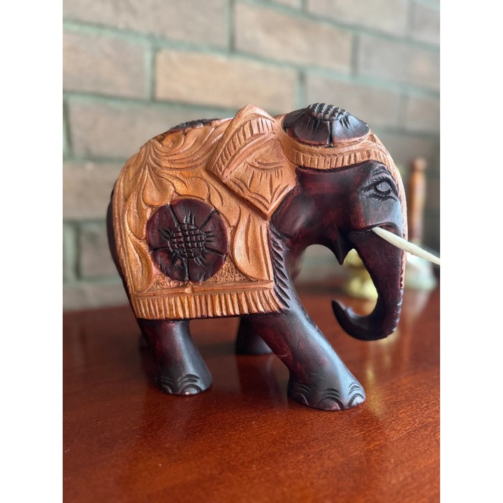 Слон от палисандрово дърво, ръчно изработен, 20x23см, автентична декорация от Шри Ланка