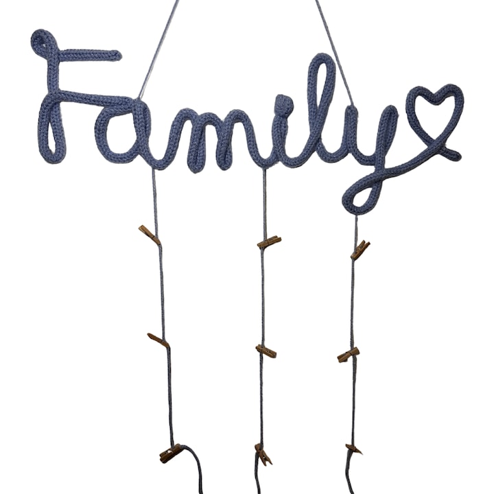 Decor personalizat „Family” din ata crosetata, culoare albastru, suport foto cu 9 clesti, handmade