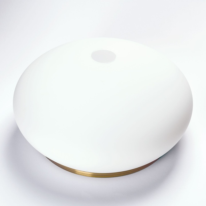 Abajur rotund din sticla groasa EMPIRE 386, Ø 310mm, finisaj opal mat cu inel patinat ORION