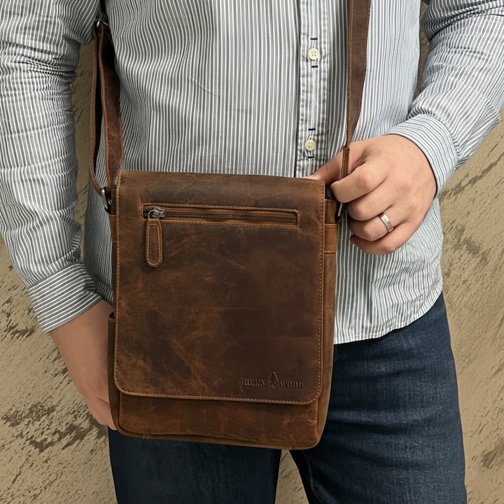 Geanta de umar barbati din piele naturala vintage, Greenwood, 21x26x8 cm, Culoare Kaki