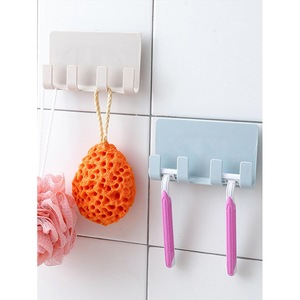 Suporturi si accesorii de baie