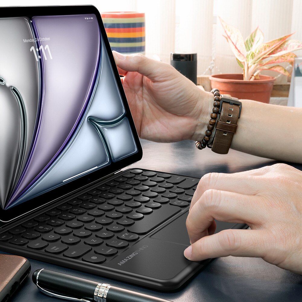 Husa cu tastatura AmazingThing Minimal Case KeyLite Combo compatibila cu iPad 11 inch 2025, Negru