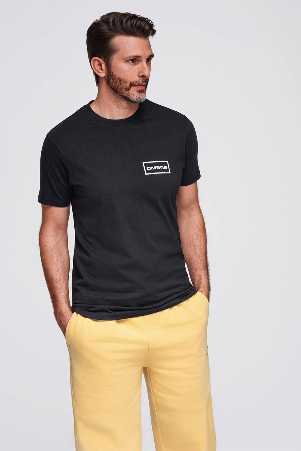 OMBRE, Tricou cu decolteu la baza gatului si detaliu cu logo pe piept, Negru, L