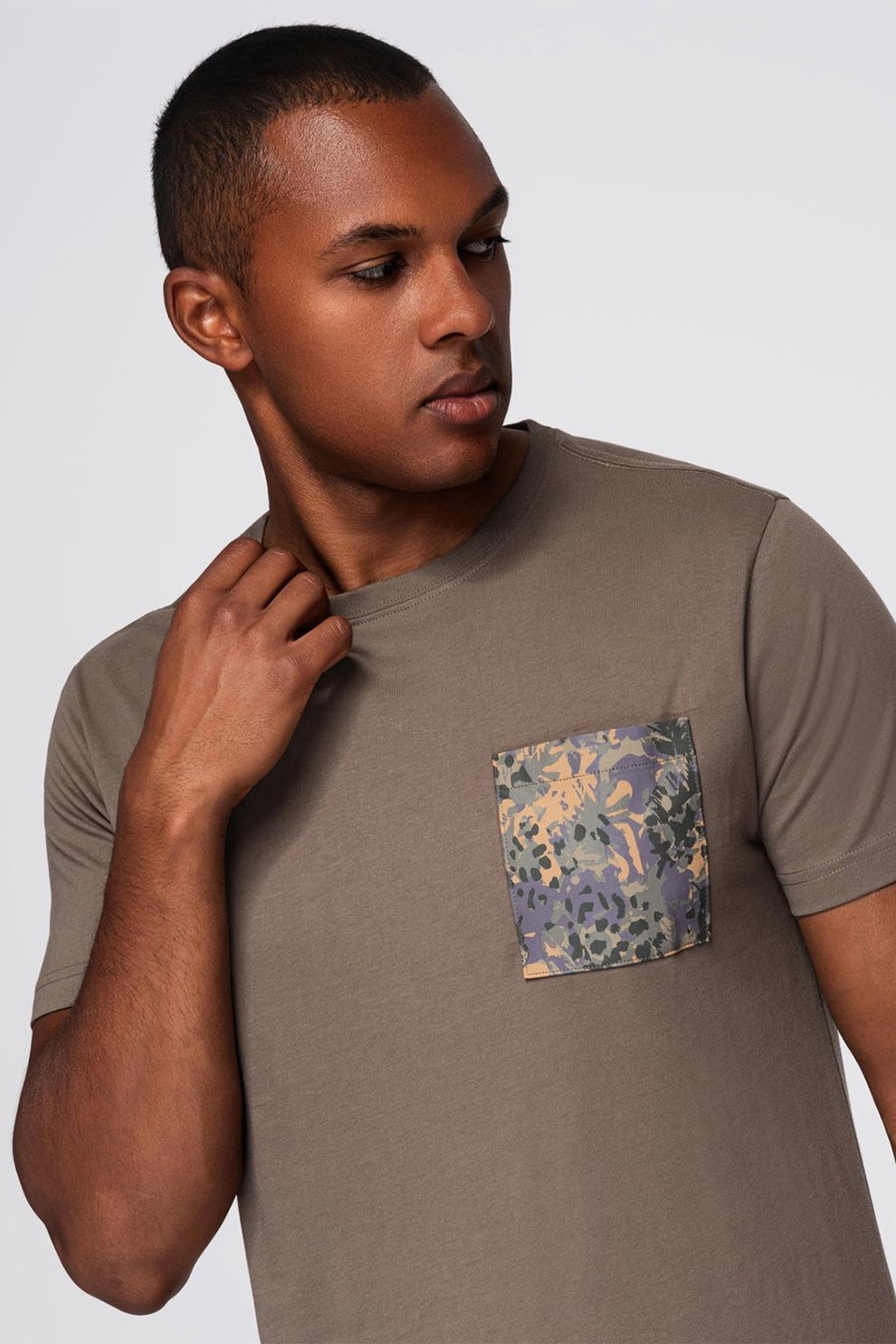 OMBRE, Tricou din bumbac cu decolteu la baza gatului, Kaki, XL