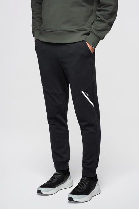 OMBRE, Szűkülő szárú húzózsinóros farmernadrág, Fekete