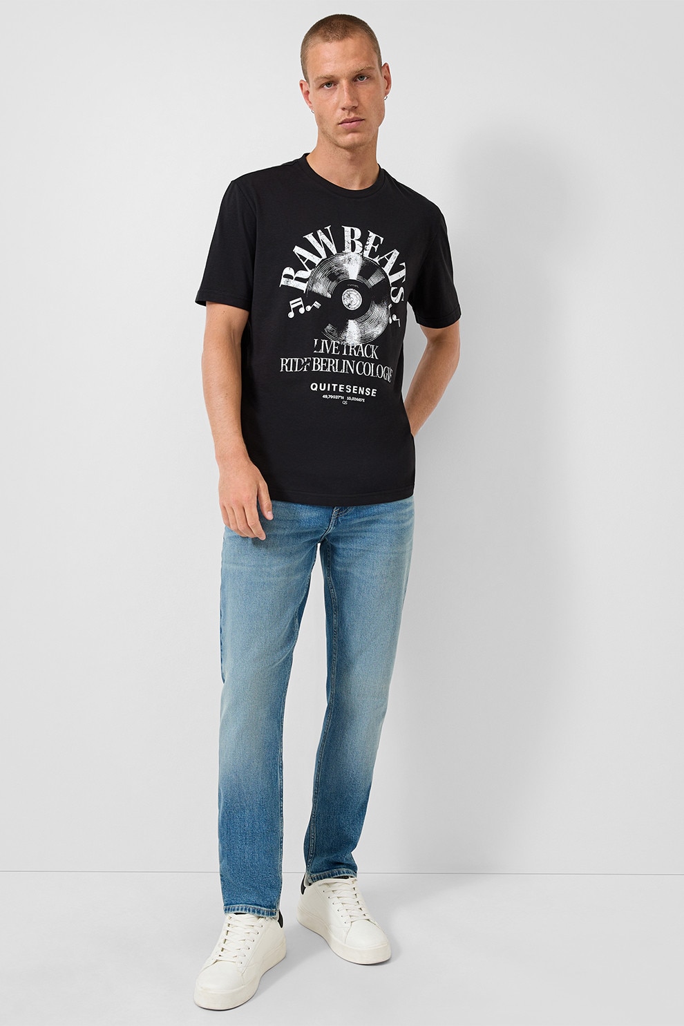 QS, Tricou regular fit cu imprimeu tematic, Negru, Alb optic, M