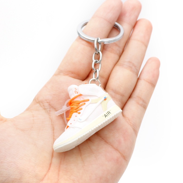 3D kulcstartó, kosárlabda cipő, PVC, 5x2x2cm