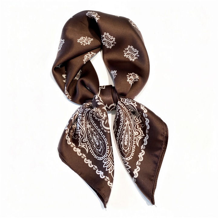 Кафяв сатенен шал 70x70см, полиестерен материал, с винтидж пейсли дизайн, идеален за ежедневни и официални стилове