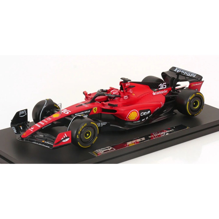Ferrari SF23 #16 Formula 1 2023 Charles Leclerc autómodell vitrinnel együtt 1:18 Bburago