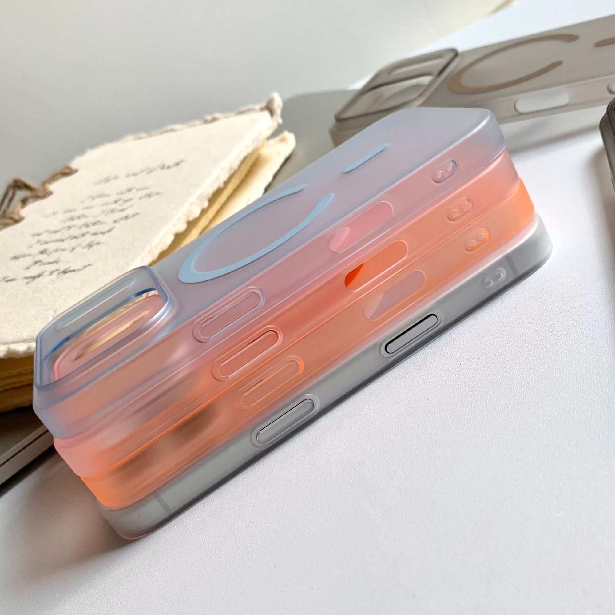 Husa de Protectie, Compatibila cu Apple iPhone 17 Pro, MagSafe, Albastru deschis mat