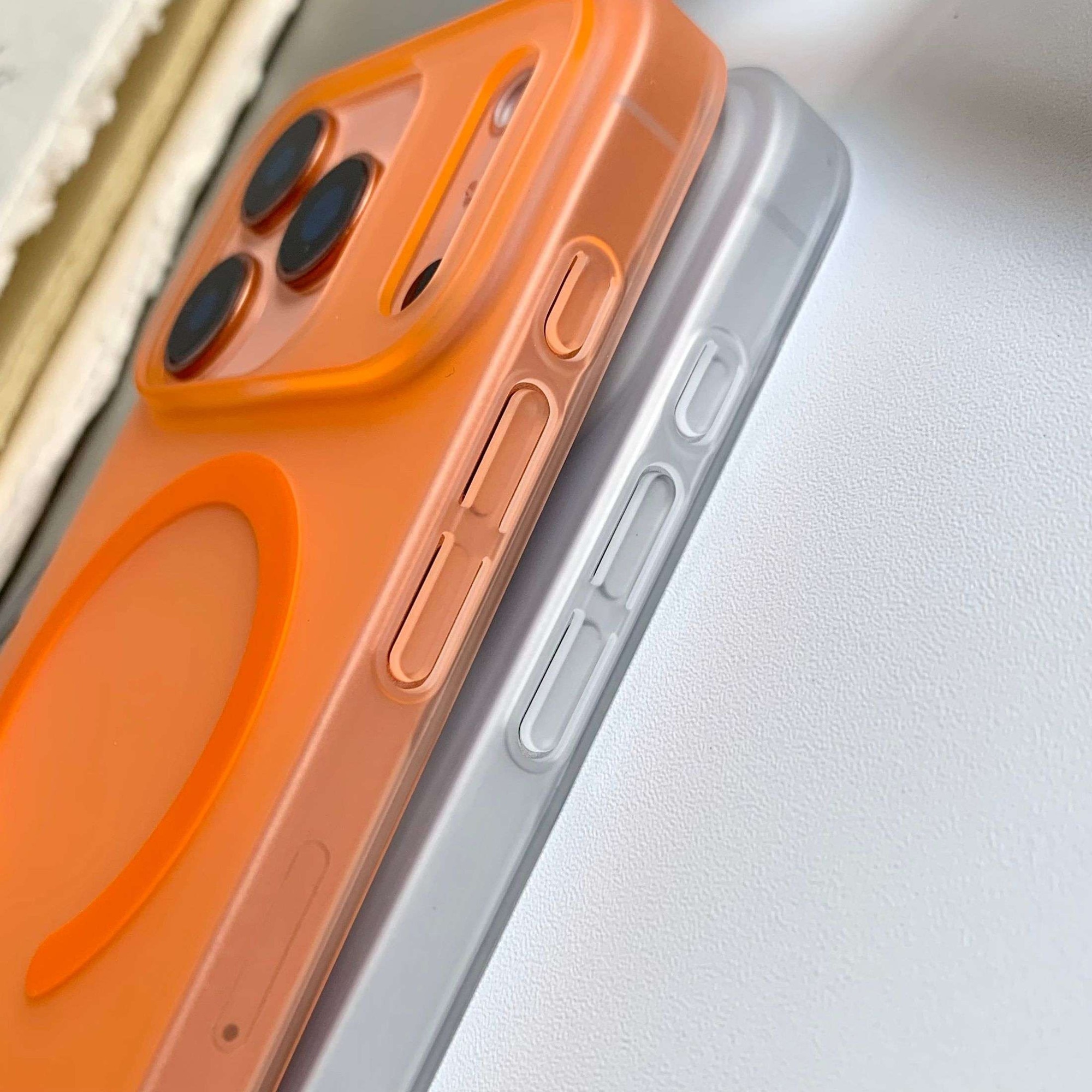 Husa de Protectie, Compatibila cu Apple iPhone 17 Pro, MagSafe, Albastru deschis mat