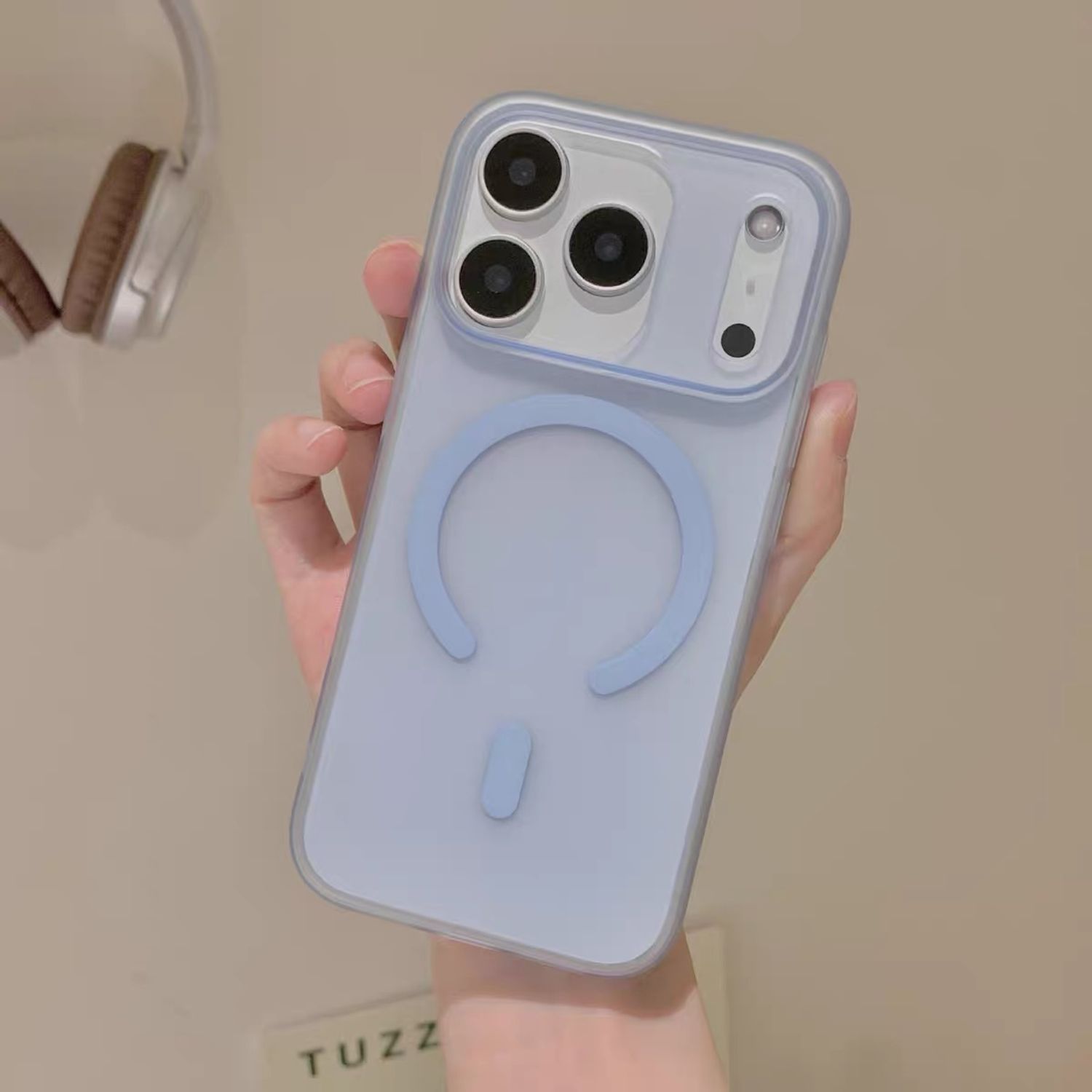 Husa de Protectie, Compatibila cu Apple iPhone 17 Pro, MagSafe, Albastru deschis mat