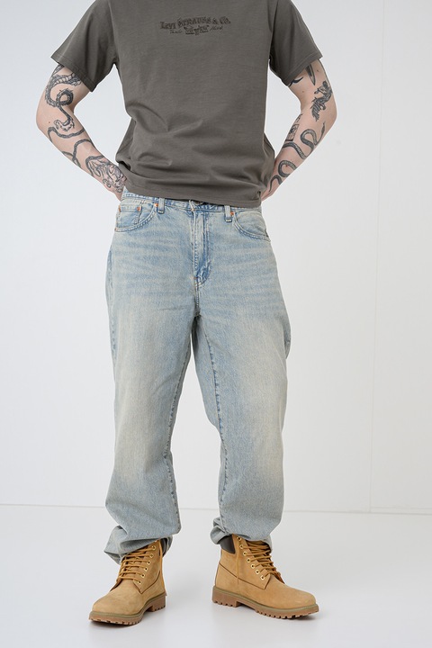 Levi's, Mosott hatású bő szárú farmernadrág, Törtfehér/Világoskék