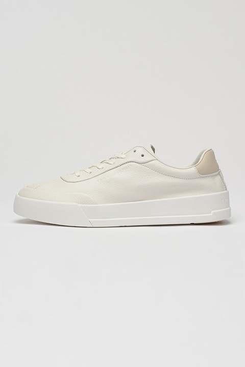Tommy Hilfiger, Кожени спортни обувки Court Best с лого, Бял/Мръснобял