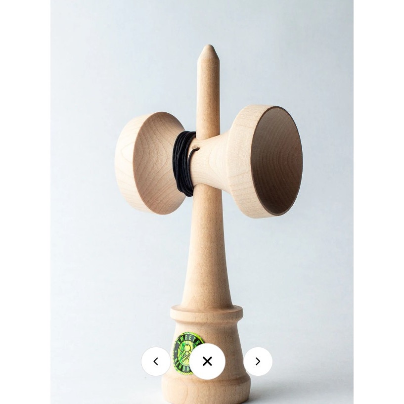 Jucarie interactiva KEN SWEETS - MAPLE - LEGEND SHAPE - 84g - eMAG.ro