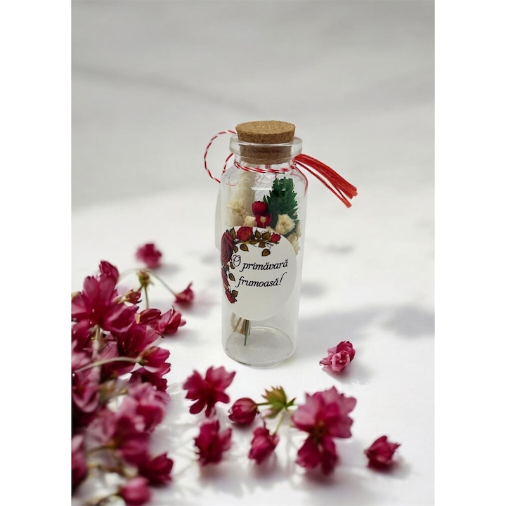 Martisor sticluta cu flori uscate si mesaj "O primavara frumoasa"' 8x3cm