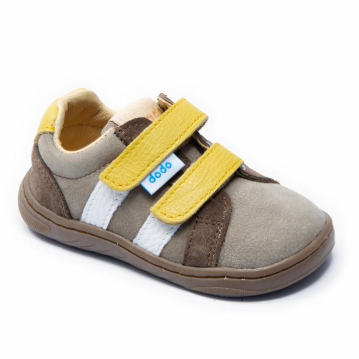 Pantofi Active Eucalipt barefoot pentru copii din piele naturala, captuseala tabacita vegetal, brant cu memory foam 3 mm, talpa flexibila din cauciuc natural antiderapanta, forma anatomica calapod lat, inchidere velcro dubla, fabricat in Romania, maro- 20, Maro