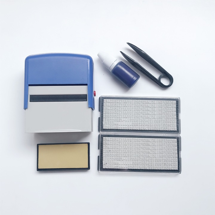 Set stampile tipografice, tip DIY, litere cu timbre, negru