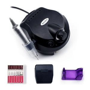 Уреди за маникюр и педикюр