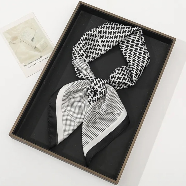 Sál FR-33878 - Fehér / Fekete