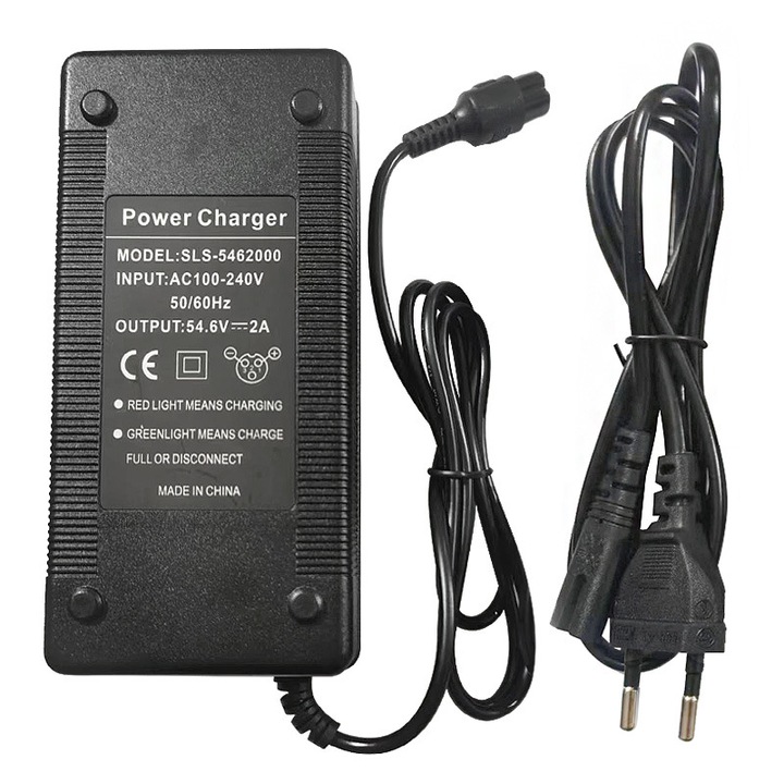Incarcator electric pentru scutere si motociclete, 54.6V 2A, cablu flexibil, design compact, set de accesorii