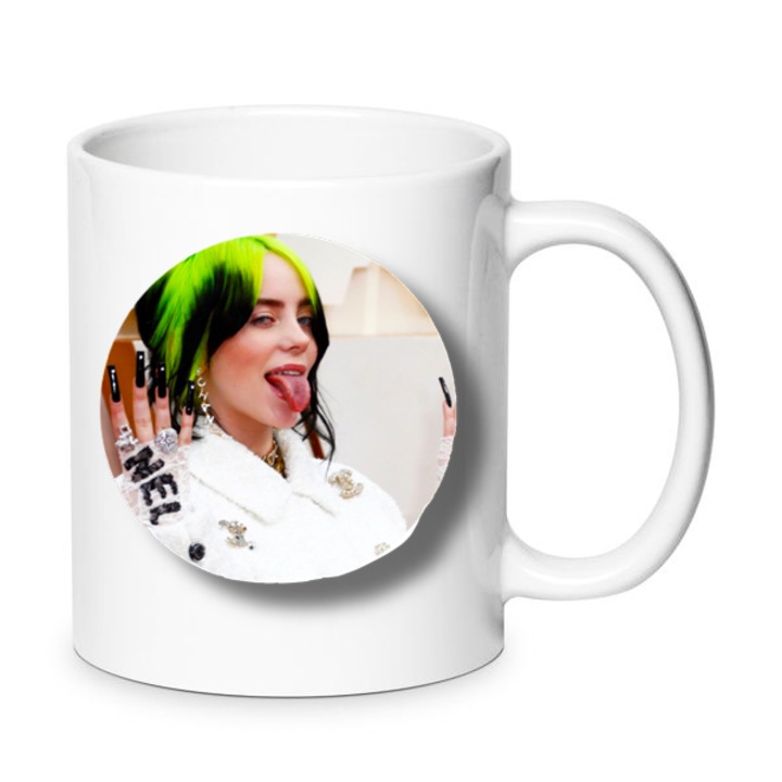 Cana ceramica Billie Eilish No.6, 330ml, design modern, rezistenta la masina de spalat