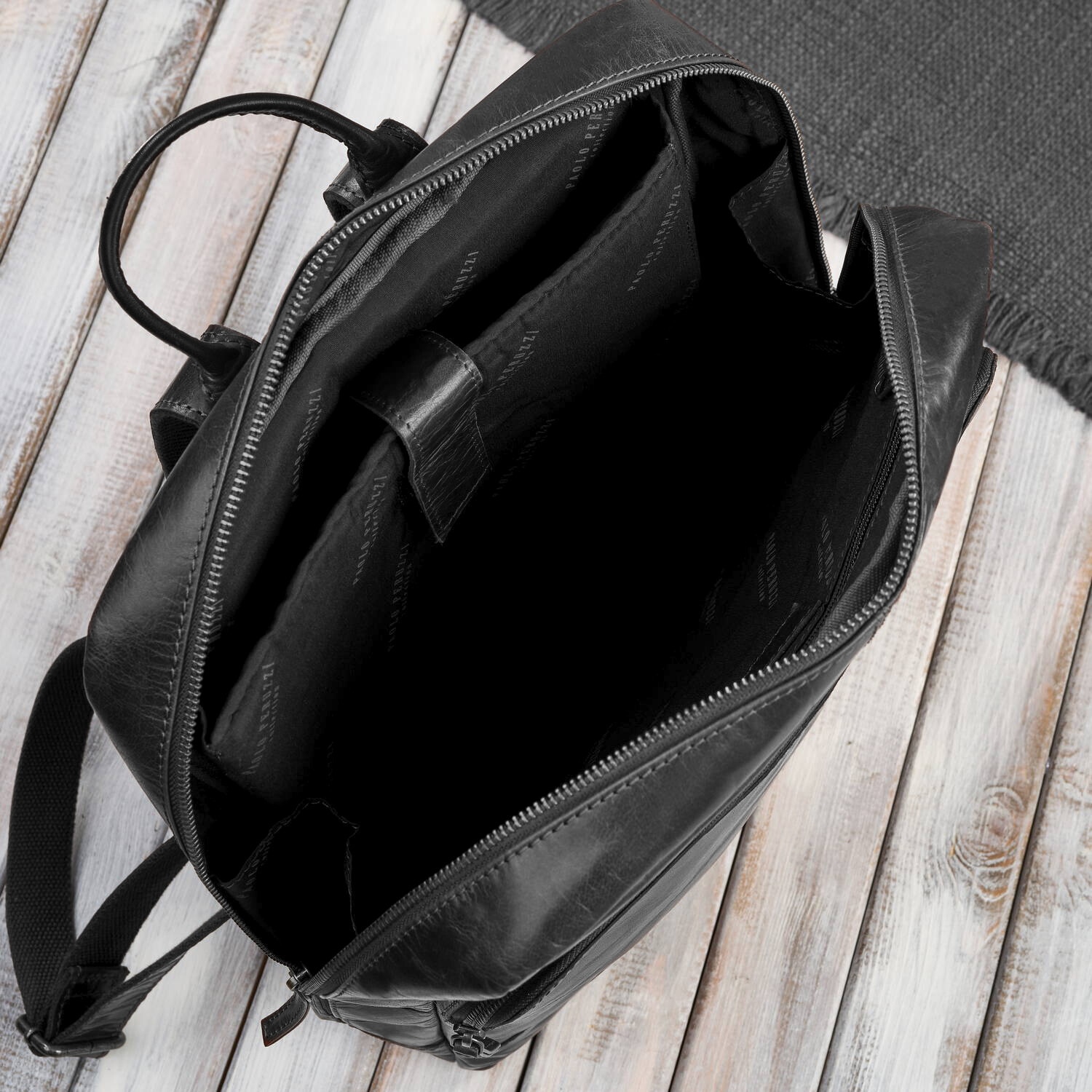 Rucsac pentru laptop din piele Vintage pentru barbati Urban Black Paolo Peruzzi Im-07-Bl