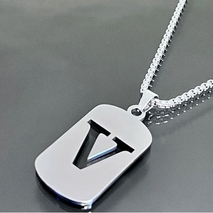 Colier IZMAEL cu litera V, argintie, 56cm, pandantiv 4x2, 2cm