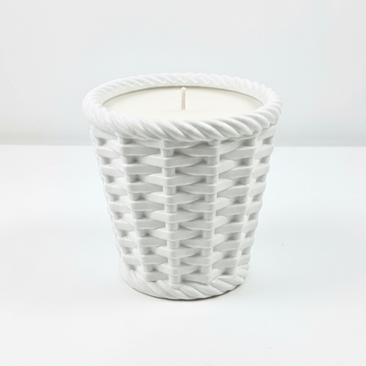 Lumanare parfumata LittleThings, Spring Basket, Turta Dulce, 180g, ceramica, 8.5x8.5x8cm