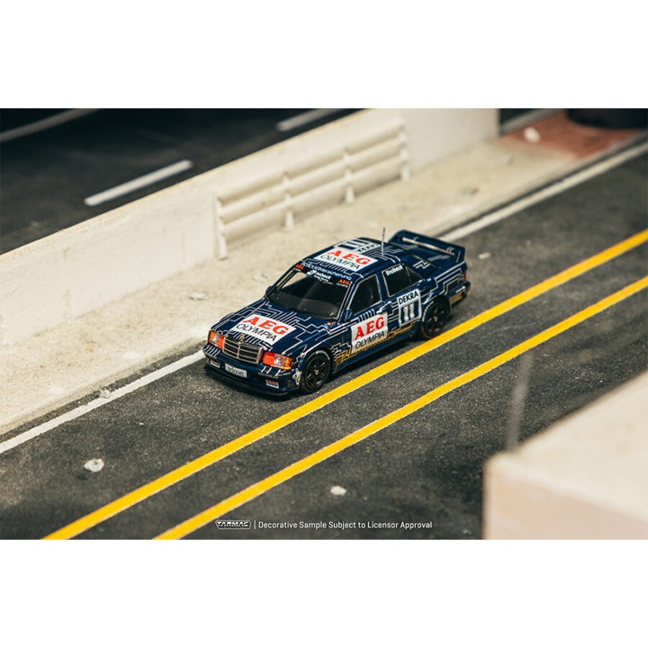 Количка за игра Mercedes 190 E (W201) 2 1:64 Tarmac Works