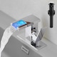 Baterie de baie cu cascada LED, crom lustruit, baterie de lavoar cu o singura maneta, 1 orificiu, lumina schimbatoare in 3 culori, cu scurgere pop-up si conducte de alimentare din cUPC, otel inoxidabil