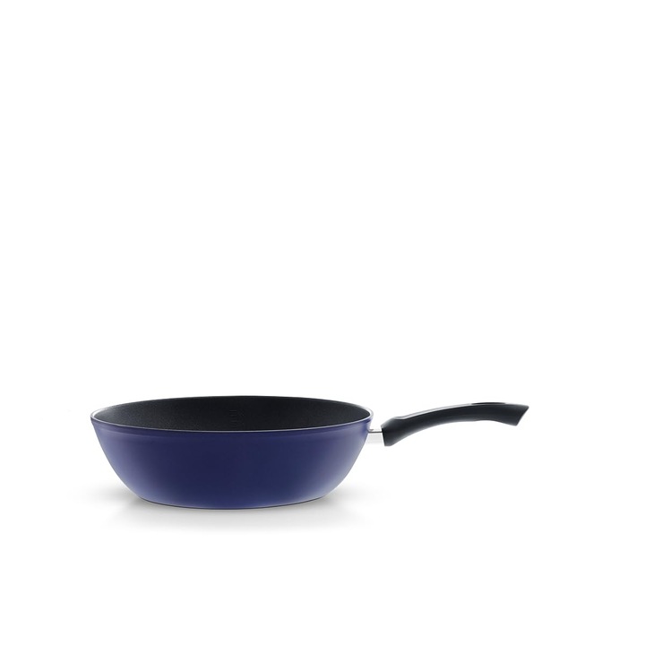 Fissler Color Edition/Alumínium wok serpenyő (Ø 30 cm) Tapadásmentes ázsiai serpenyő, bevonatos serpenyő, magas perem, Németországban gyártva, kék