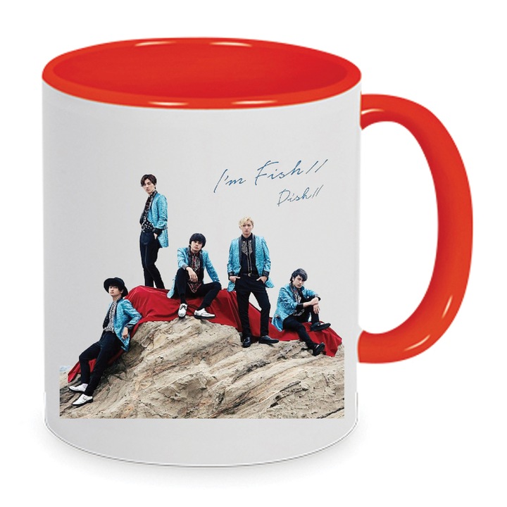 Cana ceramica Dish Music Band No3, 330ml, alba cu design rosu, rezistenta la masina de spalat si cu maner ergonomic