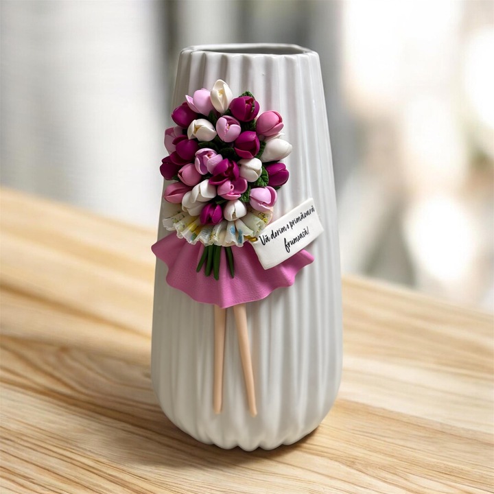 Vaza decorata cu fata si buchet lalele - handmade - Cadou educatoare/invatatoare