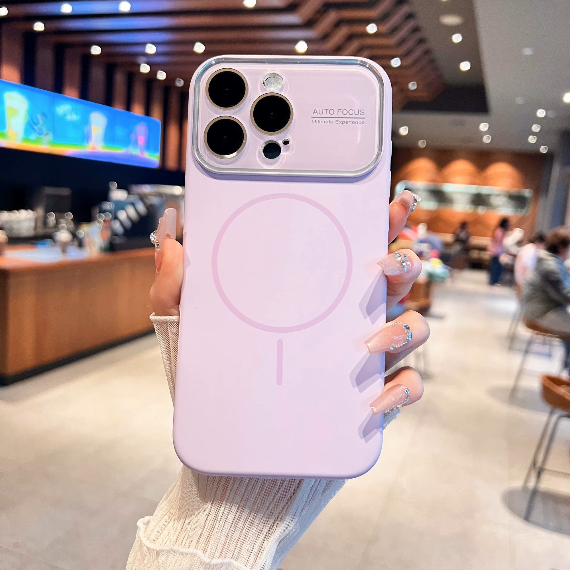 Husa pentru iPhone 17 Pro Max, Silicon Catifelat cu Interior din Microfibra, Compatibila cu MagSafe, Protectie Completa Camera, Lila