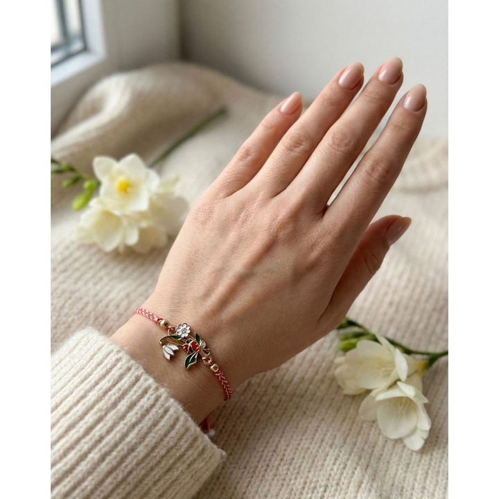 Márciusi karkötő hóvirág katicával