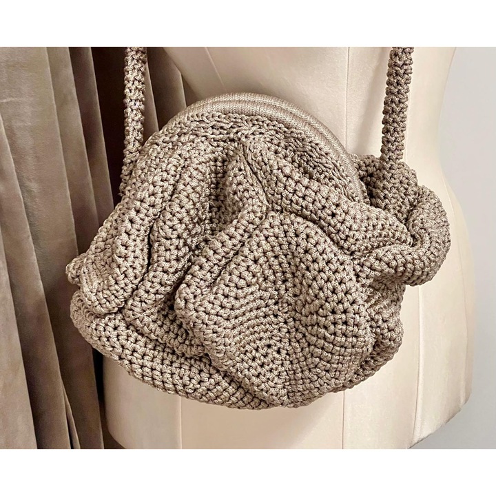 Geantă handmade unicat, Champagne Sculpte, design floral sculptural, crossbody, multicolor