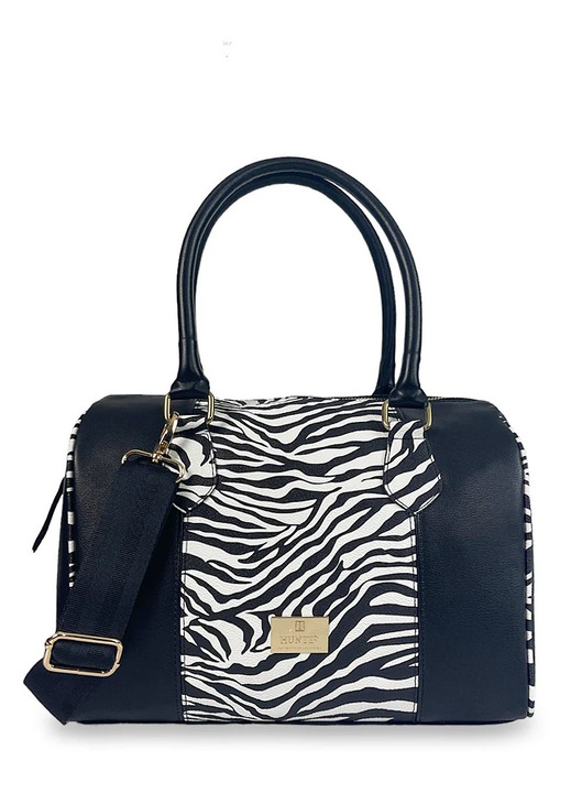 Geanta dama Hunter, model barrel, zebra alb, dimensiuni 2x1x1m, set cu detalii metalice aurii