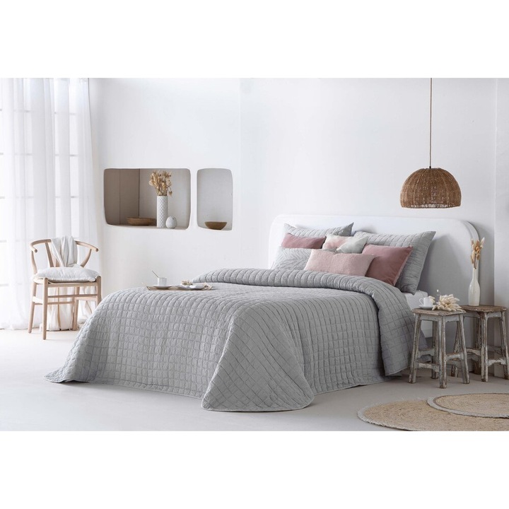 Cuvertură Lares gri, dimensiune 200x270 cm. cu 1 buc. față de pernă 50x70 cm