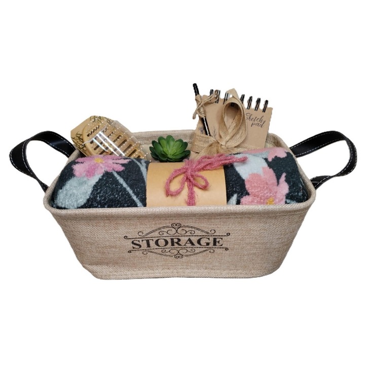 Set cadou elegant, cutie textilă cu manere din piele ecologică, patura moale, agenda, perie bambus, multicolor