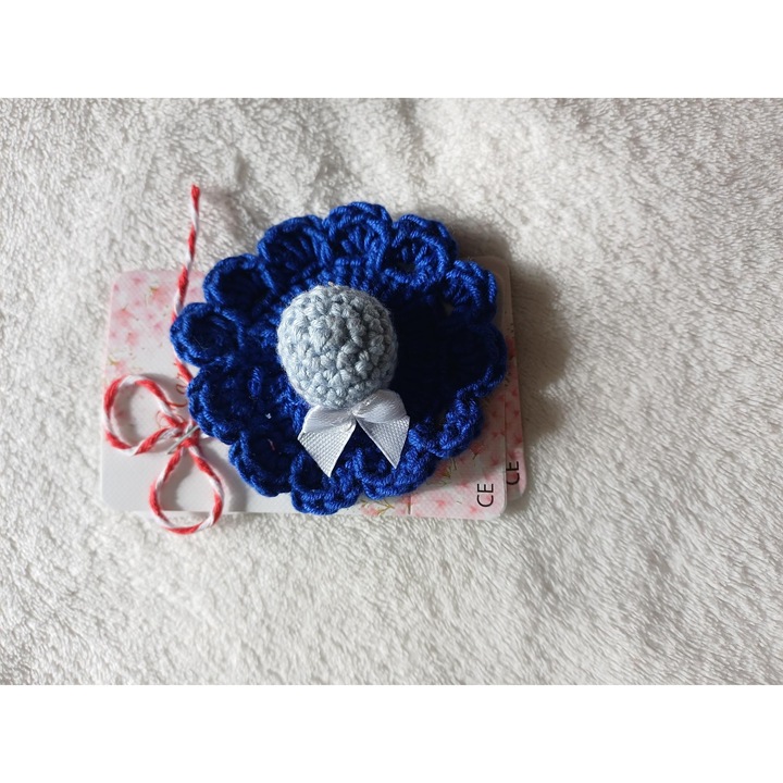 Brosă croșetată tip pălărie, decoratiune, multicolor, set