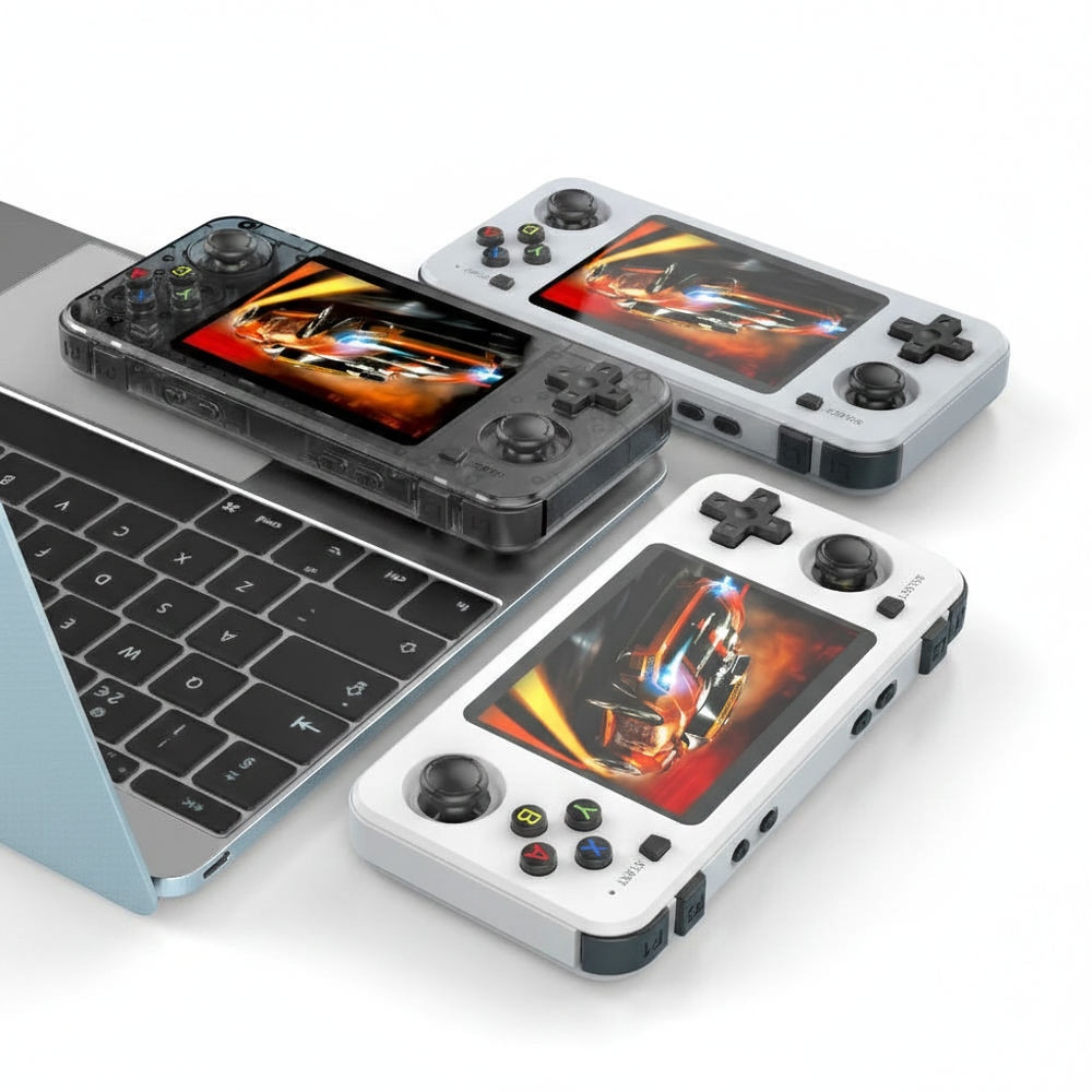 Consola retro portabila R36H 64GB cu jocuri, quad core Cortex-A53 1.5GHz, 1GB DDR3, IPS LCD 3.5" 640x480, 3000 mAh, alb