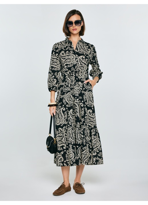 Рокля с десен пейсли и копчета