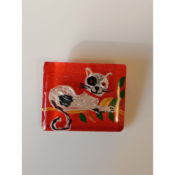 Martisor pictat manual pe sticla si rasina