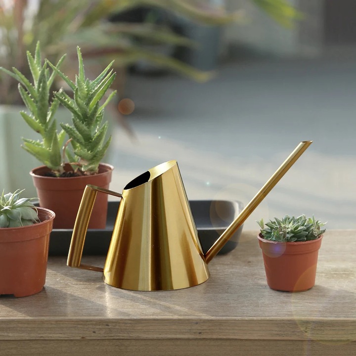 Stropitoare din inox, capacitate 1500ml, diametru baza 14.3cm, dimensiuni 28cm x 17.5cm