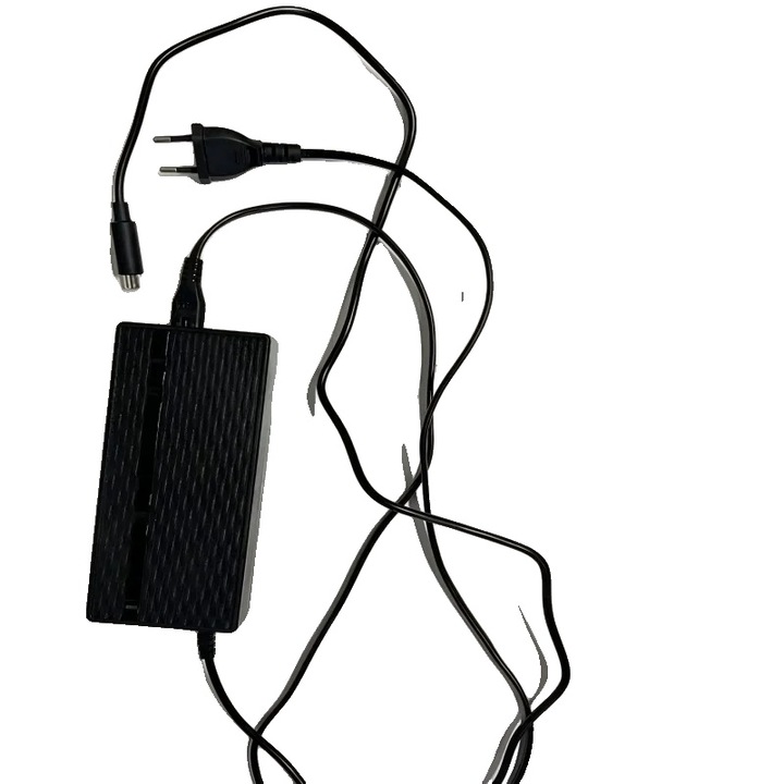 Incarcator pentru vehicule electrice, 54.6V, 2A, design compact, dimensiuni 5.5x3.2x1.5 in