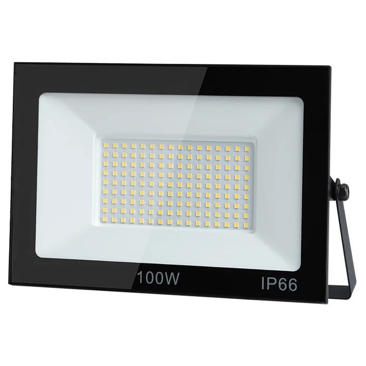 LED прожектор 100W, силно осветление, студено бяло, здрав дизайн, IP66