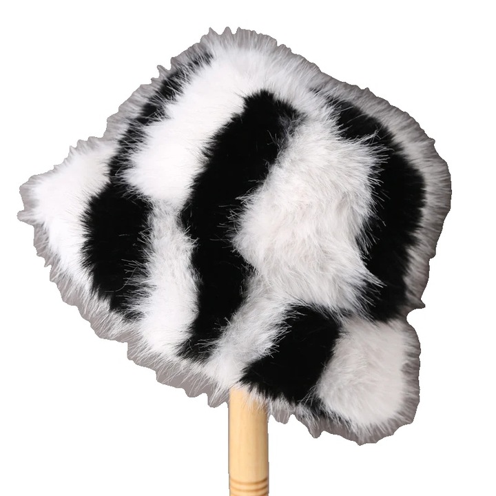 Шапка тип "бъкет", черна и бяла, 54-58см, полиестерен материал, дизайн от изкуствена кожа